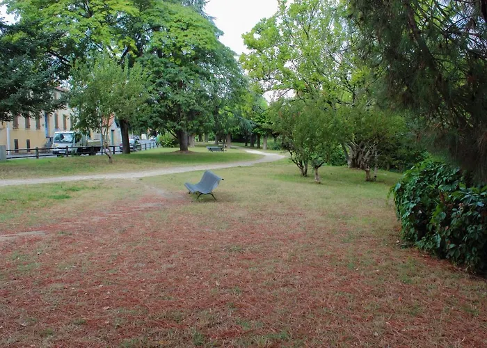 T2 Grand Espace Calme Et Confort 베르주라크